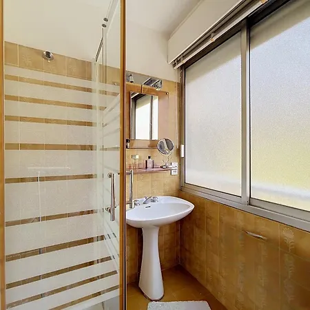 شقة Juan Parc - 8 Couchages -2 Chambre-piscine
